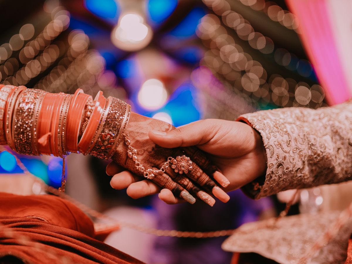 शादी के खुशी के पल में आई मौत, हार्ट अटैक से दूल्हा गिरा