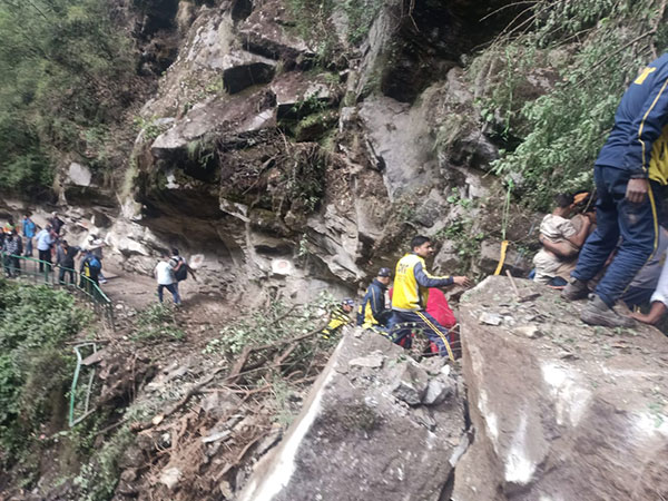 Landslide on Yamunotri Yatra route: Rescue operation underway, SDRF-NDRF monitoring with drones
