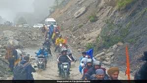 Rain havoc in Badrinath: Kanchan Ganga drain in spate, many vehicles stranded, administration on alert