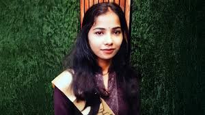 Kanpur: Husband went to take bath in Ganga, wife ran away with her lover - took jewelry and child with her